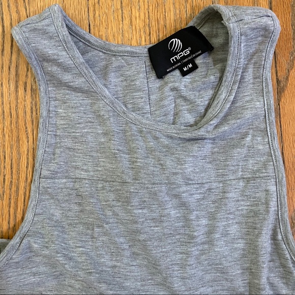 MPG Running/Workout Knot And Split Back Top - Picture 6 of 7